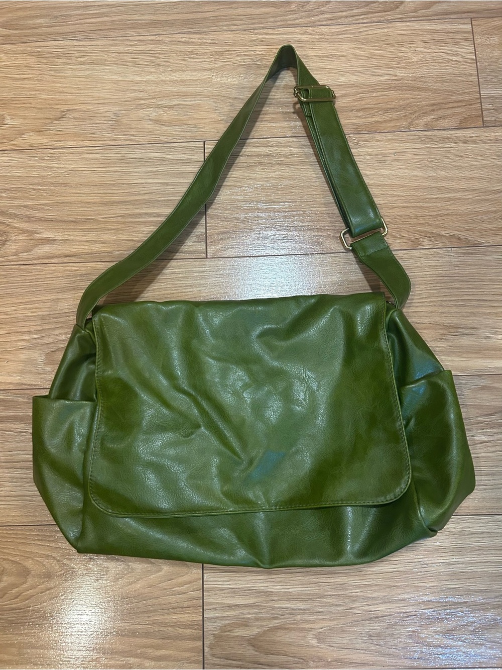 Vibrant Olive Green Slouchy Shoulder Messenger Bag